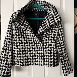 Talbots Black & White Houndstooth Cropped Blazer